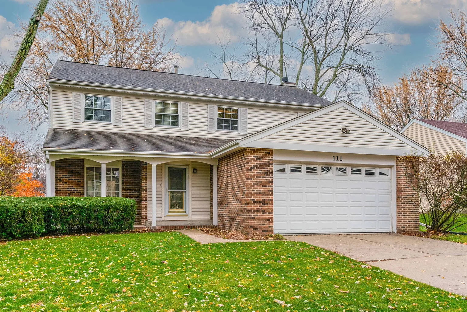 111 Midway Ln photo 1
