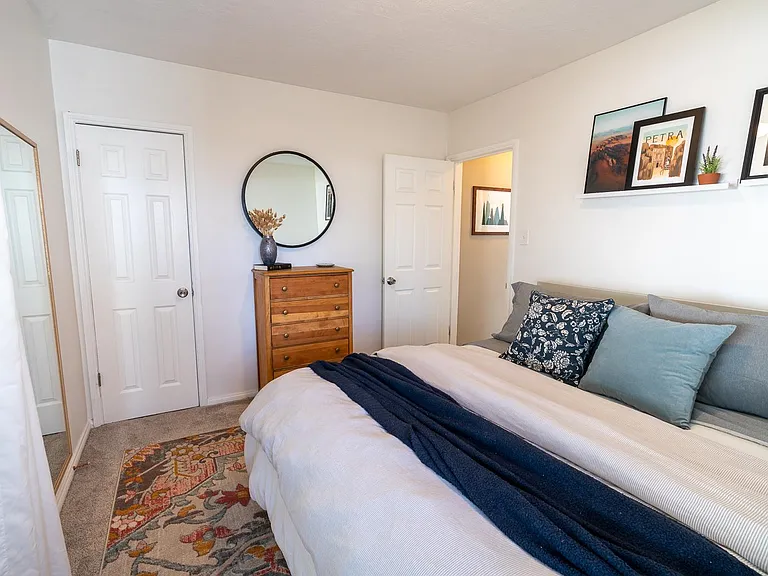 2288 S Franklin St — Photo 10