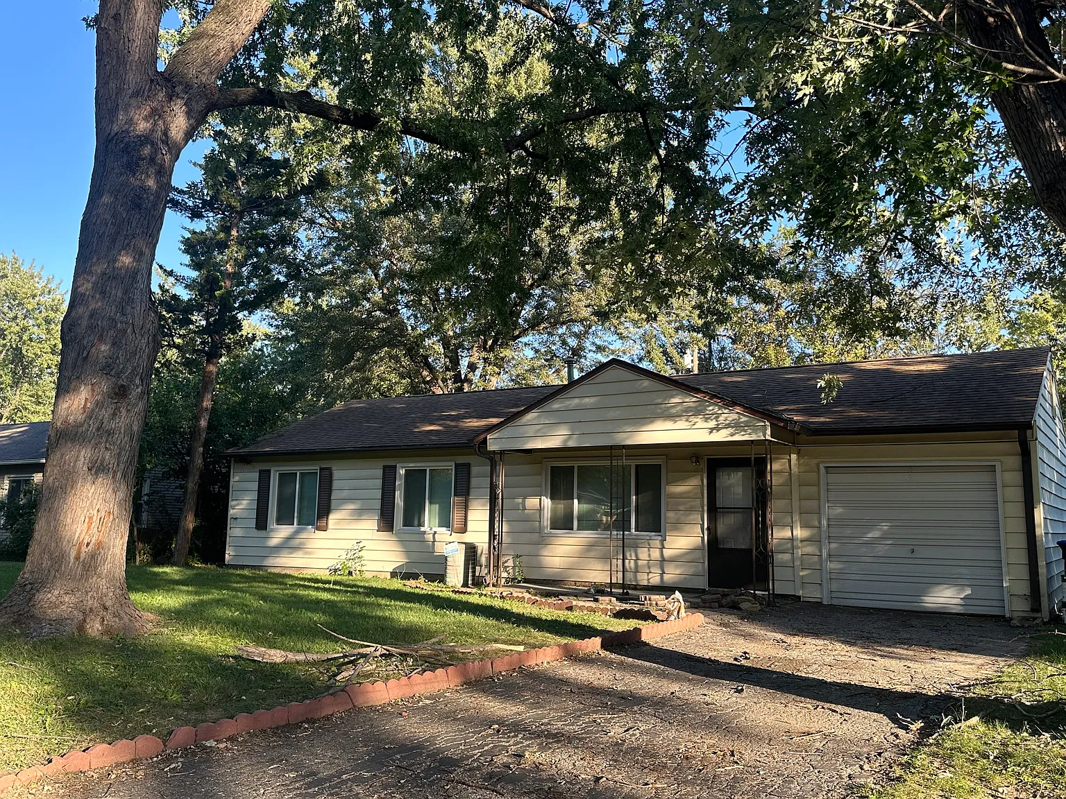 3470 SW Mayo Ave — Photo 3