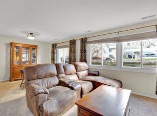 5538 E Bavarian Pass NE, Fridley, MN 55432