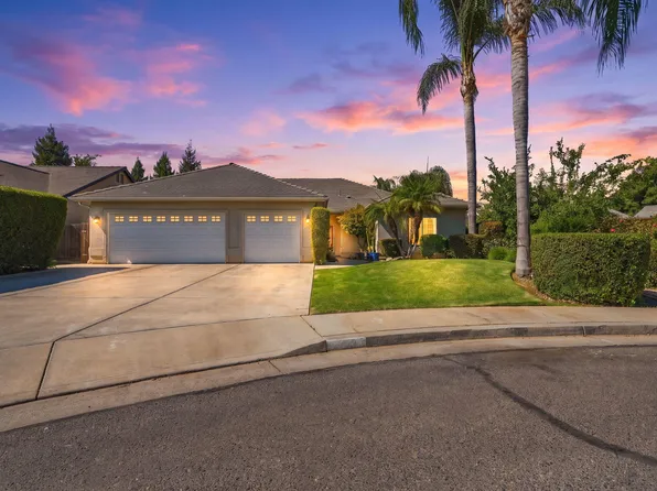 684 Rolling Hills Court, Exeter, CA 93221