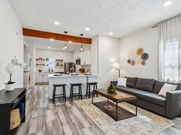 1202 Atcheson St, Columbus, OH 43203