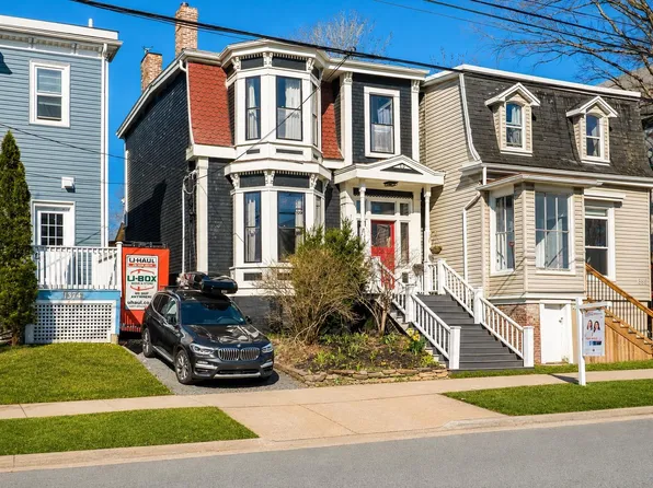 1378 Robie St, Halifax, NS B3H 3E2