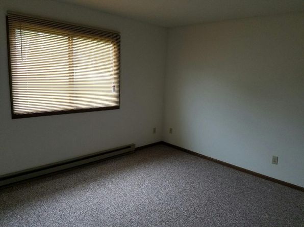 1143 Lewellen St APT 1