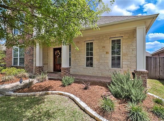 3rd image of 11513 Shadow Creek Dr