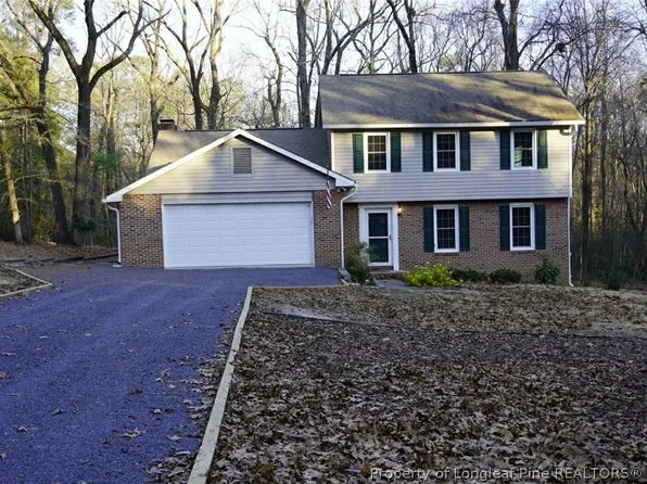 110 Stornoway Dr, Southern Pines, NC 28387