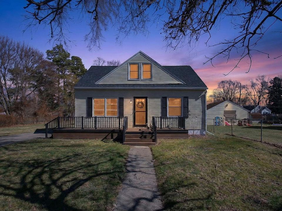 1st image of 705 Varden Dr