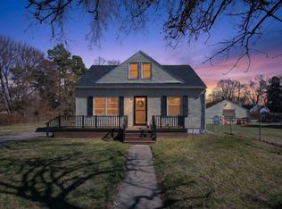 705 Varden Dr, Jackson, MI 49202