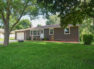 132 Seminary St, Fox Lake, WI 53933