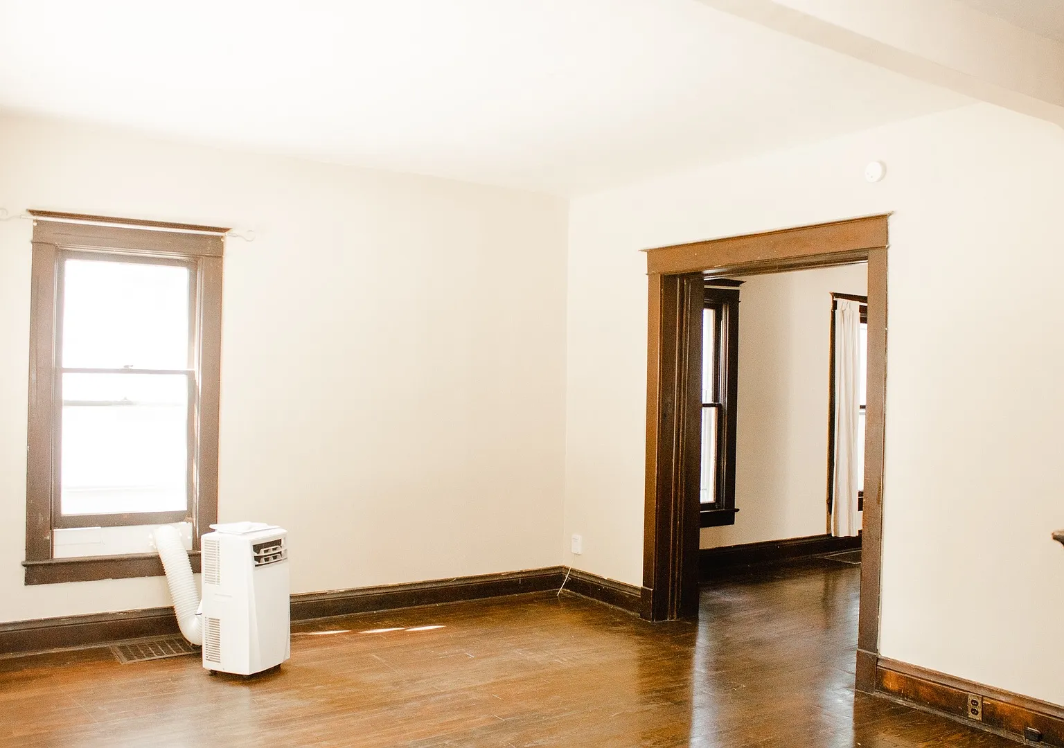 4 Bedroom and 1.5 Bathroom house! — Photo 4