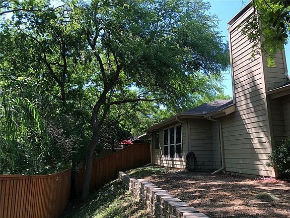 5th image of 9026 Stone Creek Pl