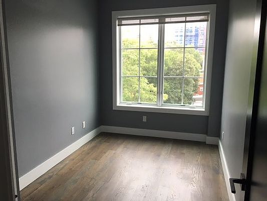2nd image of 150 10th St #4