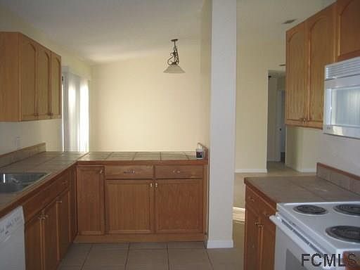 5th image of 77 Wellstone Dr