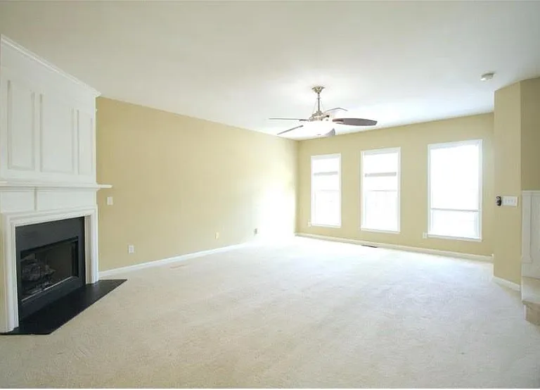 3915 Howell Park Rd — Photo 12