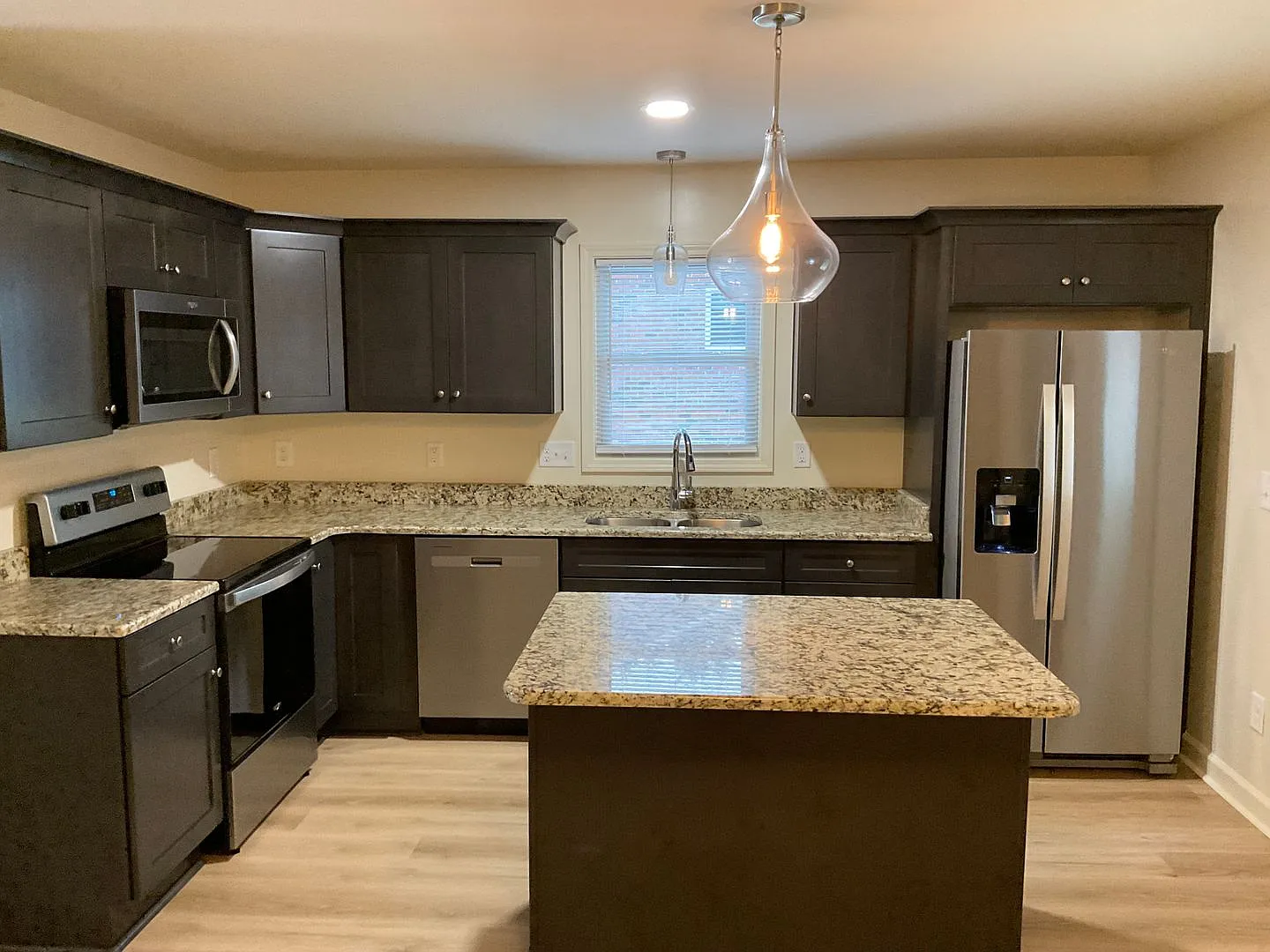 Duplex with 2 Bedrooms, 2 Baths on Janice Road, Lincolnton NC — Photo 4