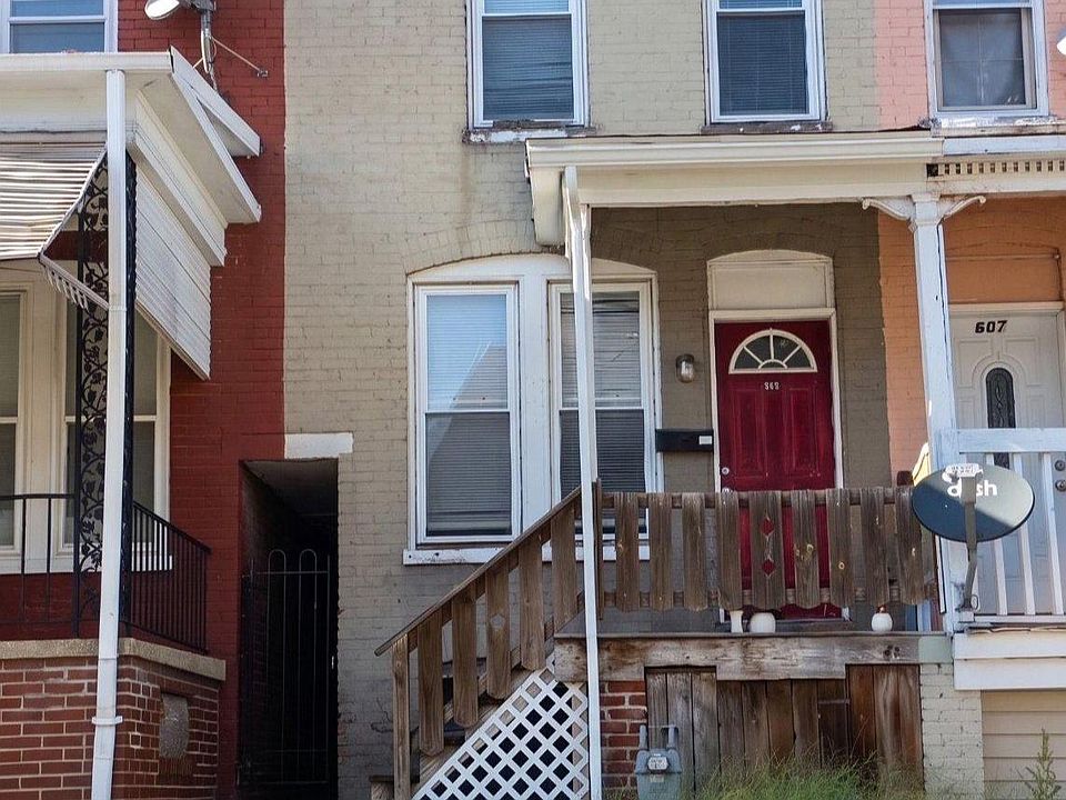 1st image of 609 W Locust St