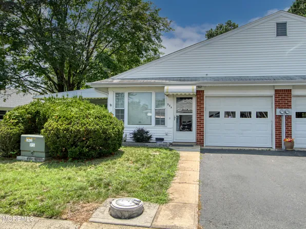 96 A Fairway Lane, Whiting, NJ 08759