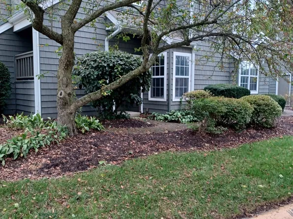 7717 Harbour Isle, Indianapolis, IN 46240