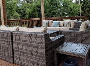 305 River Shore Ln, Stevensville, MD 21666