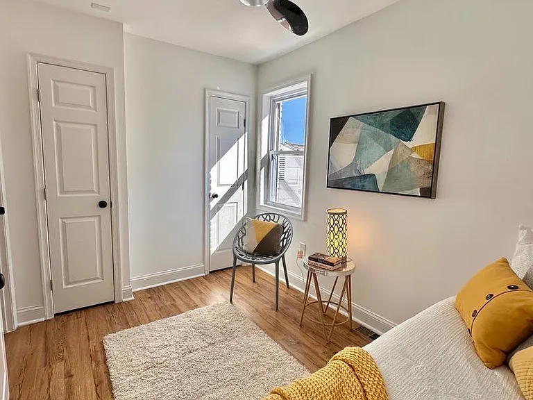 4709 Clay St NE — Photo 6