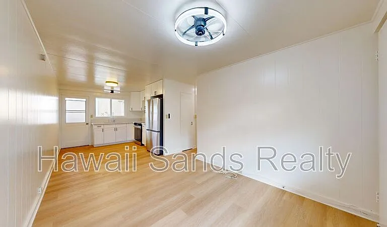 2128 Gertz Ln #C — Photo 2