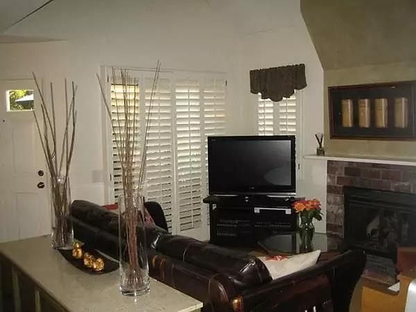2nd image of 109 Greenmoor
