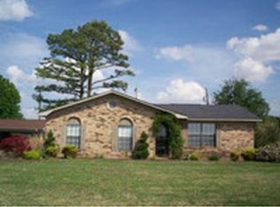 2009 Beumer St, Stuttgart, AR 72160