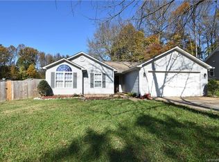 501 Social Cres, Charlotte, NC 28216