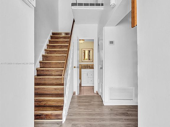 5th image of 3033 E Missionwood Cir #B-59