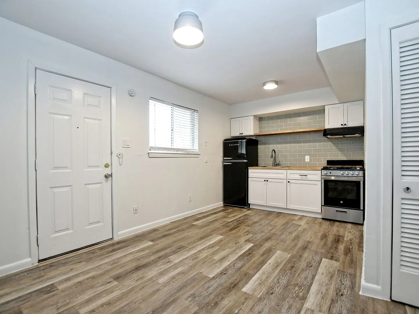 Cedar Street Flats — Photo 3