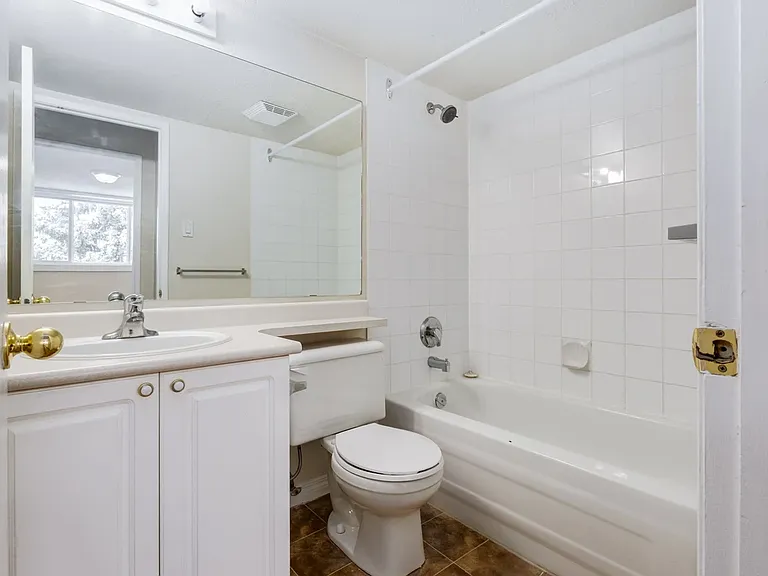 9700 Bonaventure Dr SE — Photo 29