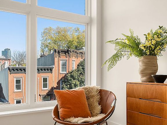 3rd image of 44 Garfield Pl #3