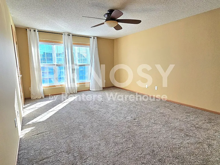 7648 Century Blvd — Photo 21