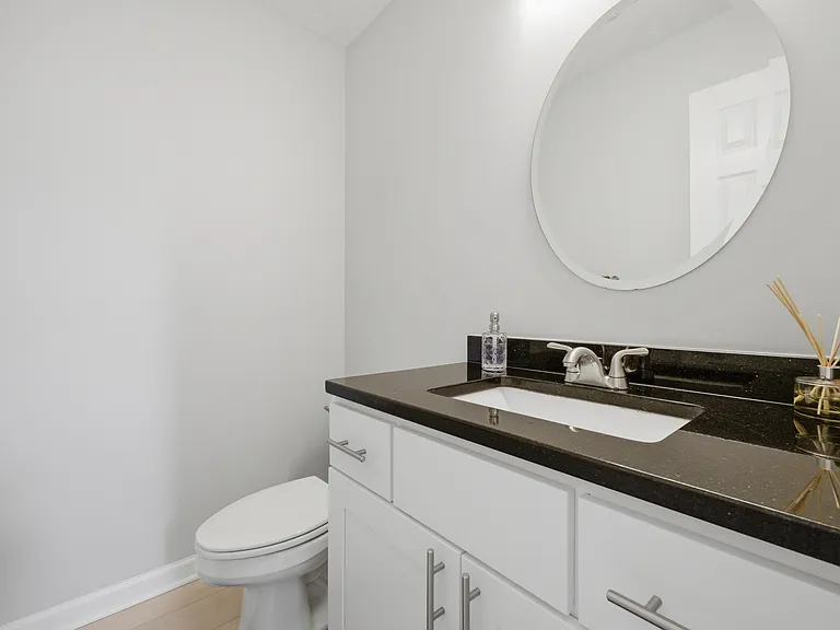 103 Jessica Dr — Photo 21