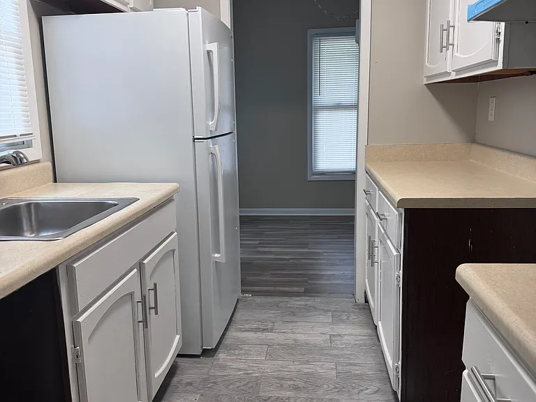 2117 Fairway Ct SE — Photo 3