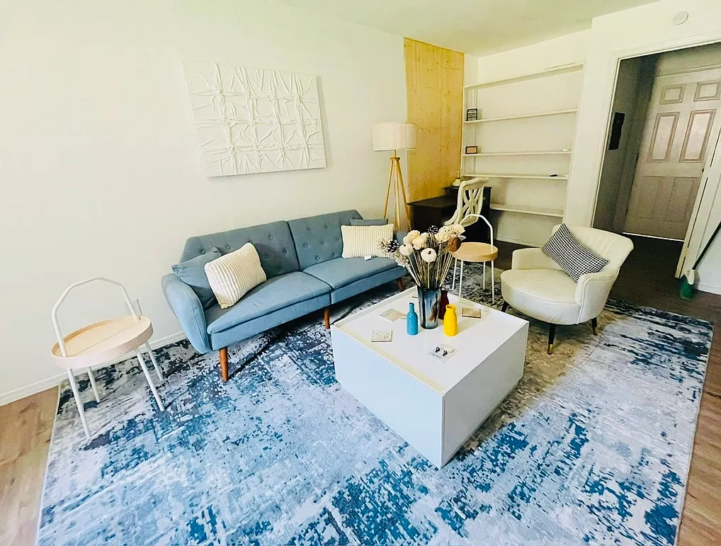 1 bed, 800 sqft, $1,100 — Photo 3