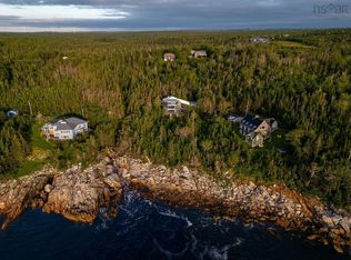 20 Ashley Dr, Halibut Bay, NS B3V1J6