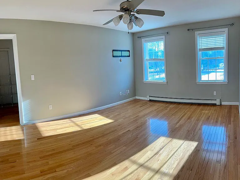 70 Billings St — Photo 11