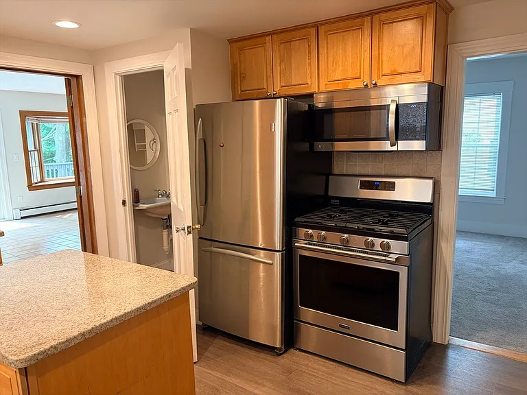 37 Cedar St #37 — Photo 6