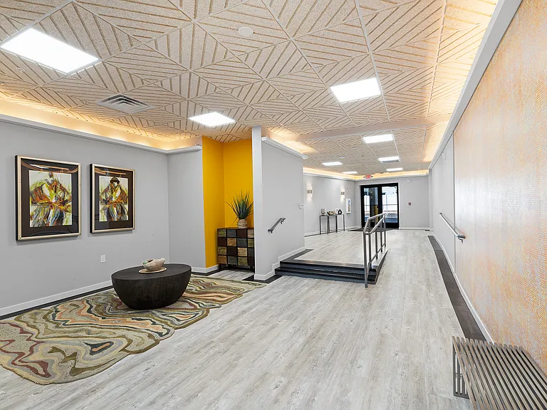 Metro526 Luxury Apartments — Photo 9