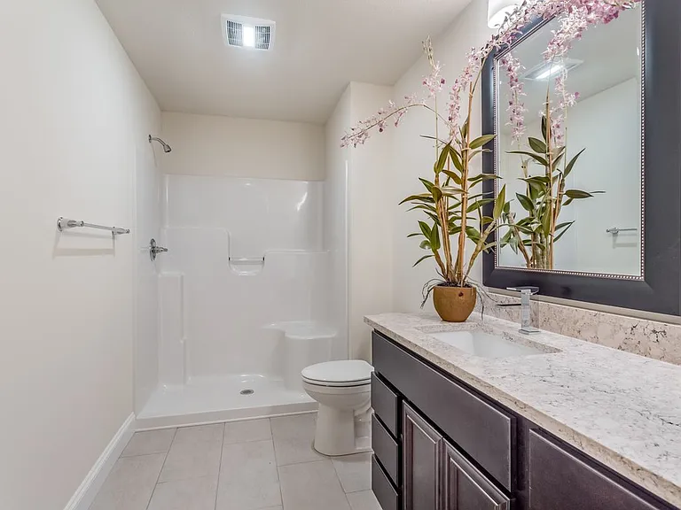 2307 Lovie Ln — Photo 12