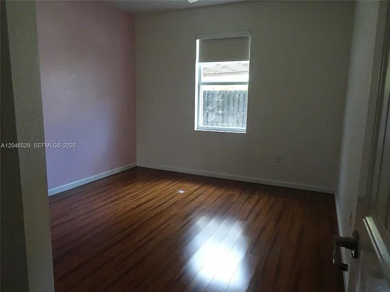 3431 NE 1st St — Photo 15