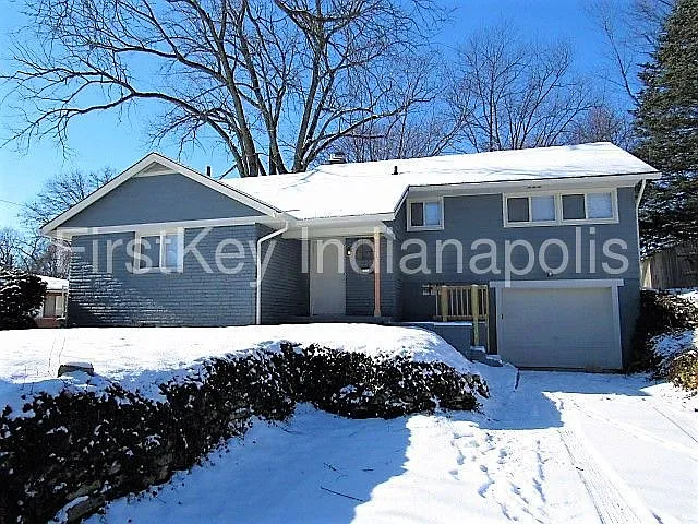 2830 Medford Ave photo 1