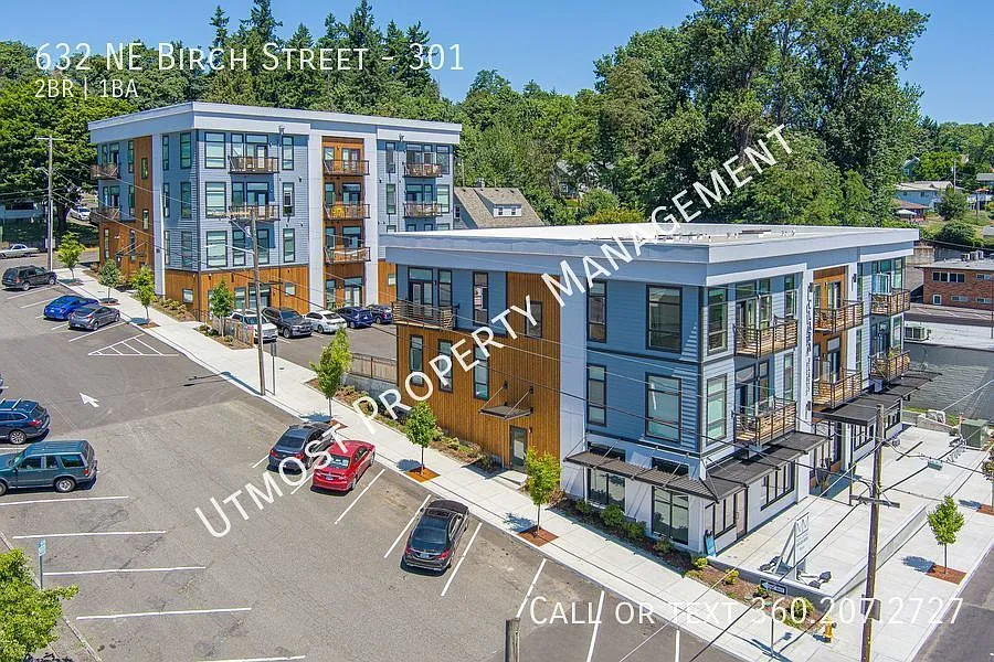 Downtown Camas - Newer Two Bedroom — Photo 2