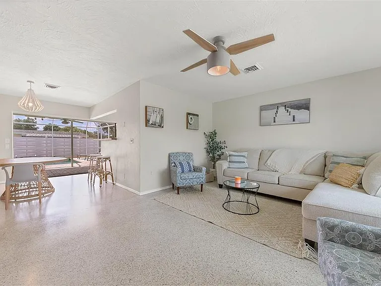 3126 Bougainvillea St — Photo 7