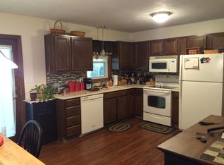 1005 Daniel Dr, Stevens, PA 17578