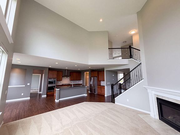 2nd image of 324 Silver Fox Way