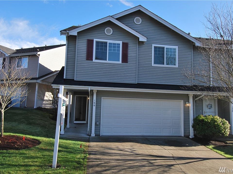 1st image of 166 NE Tucannon Ct
