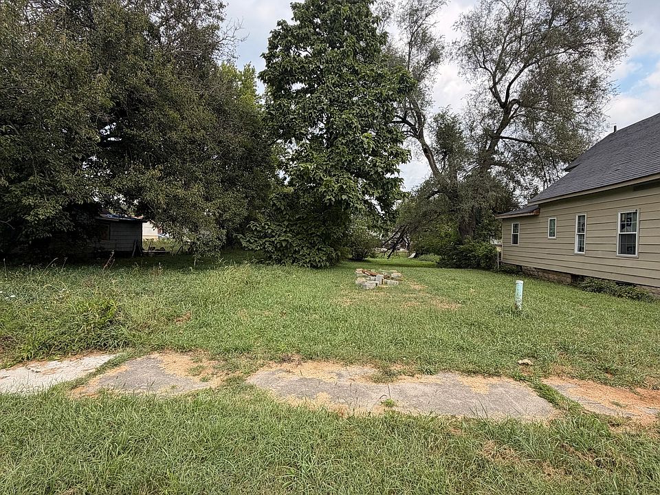 1st image of 0 W 9th St