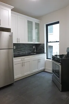 Rented by Bohemia Realty Group | media 18